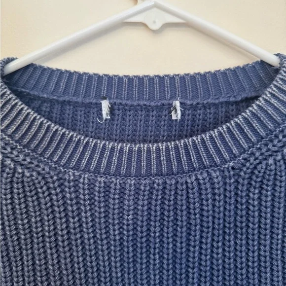 Fate Blue Knit Sweater Chambray Embroidered Puff Sleeves Women’s Medium FW4305 - Picture 4 of 5